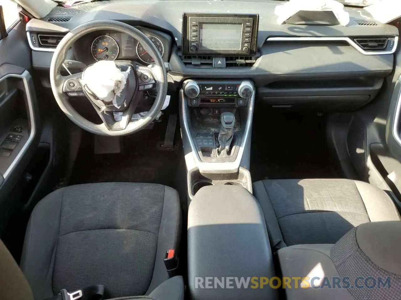 8 Photograph of a damaged car JTMG1RFV0KD021803 TOYOTA RAV4 2019