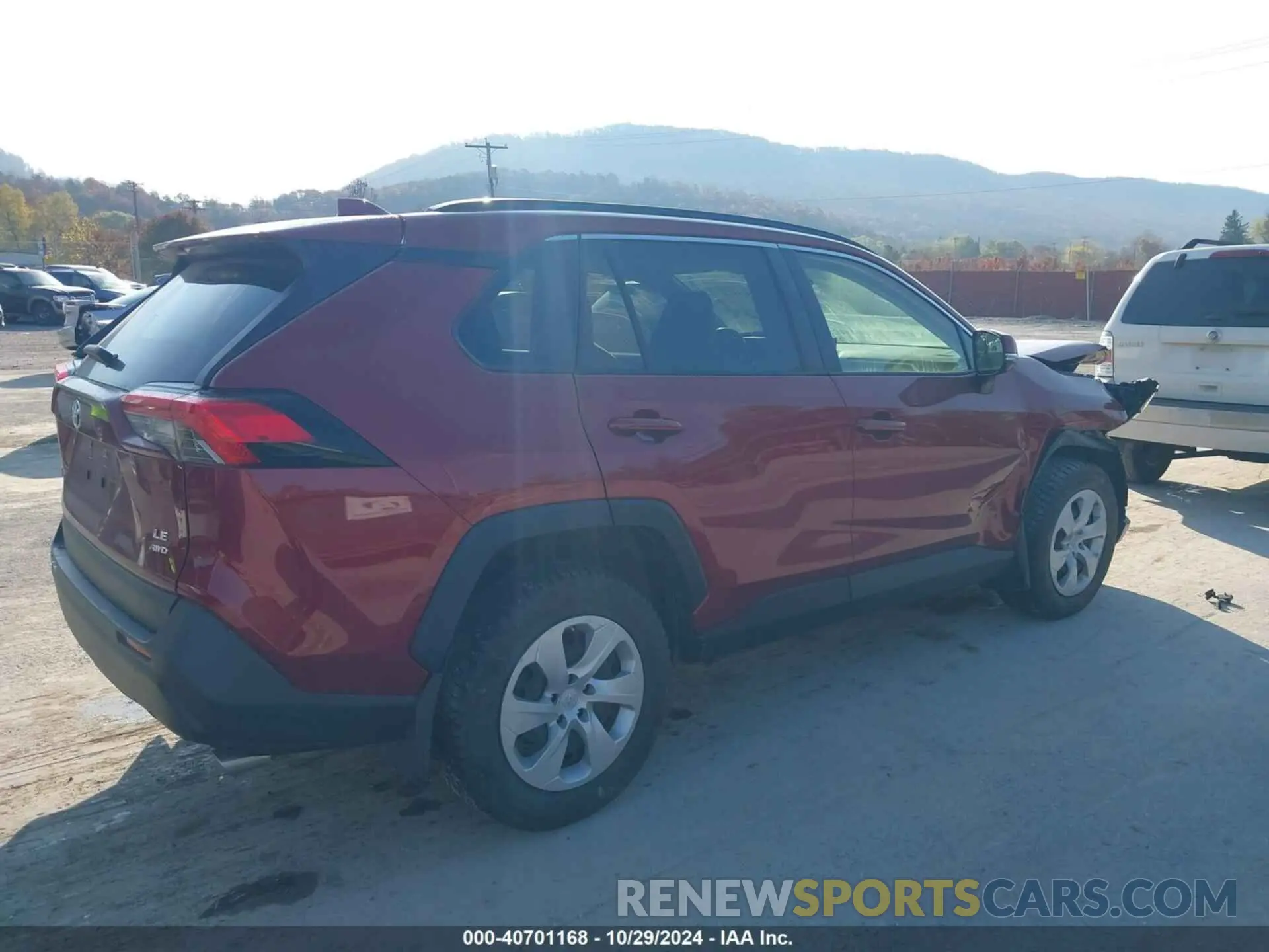 4 Photograph of a damaged car JTMG1RFV0KD040125 TOYOTA RAV4 2019