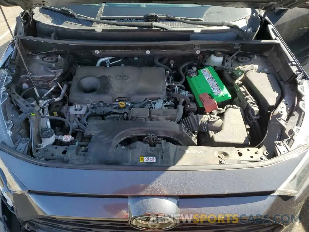 12 Photograph of a damaged car JTMG1RFV0KJ007840 TOYOTA RAV4 2019