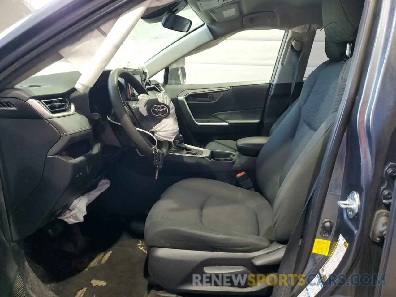 7 Photograph of a damaged car JTMG1RFV1KD008610 TOYOTA RAV4 2019