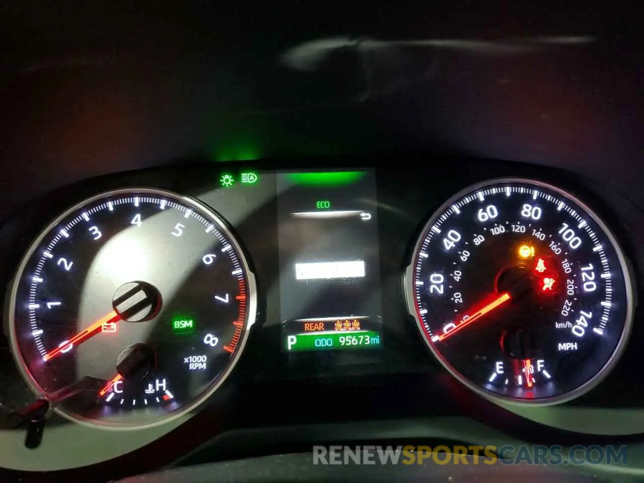 9 Photograph of a damaged car JTMG1RFV1KD008610 TOYOTA RAV4 2019