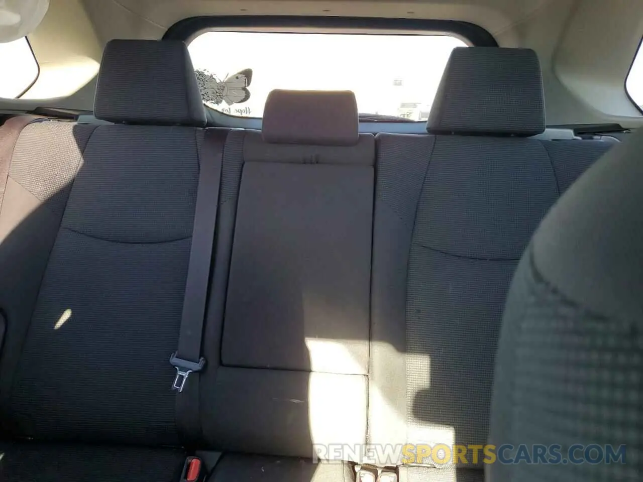 10 Photograph of a damaged car JTMG1RFV1KD008686 TOYOTA RAV4 2019