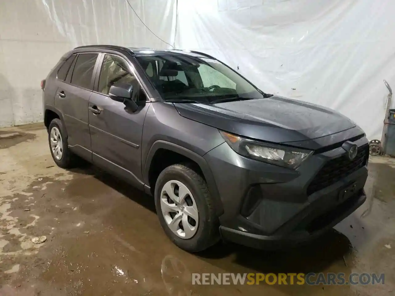 4 Photograph of a damaged car JTMG1RFV1KD014231 TOYOTA RAV4 2019