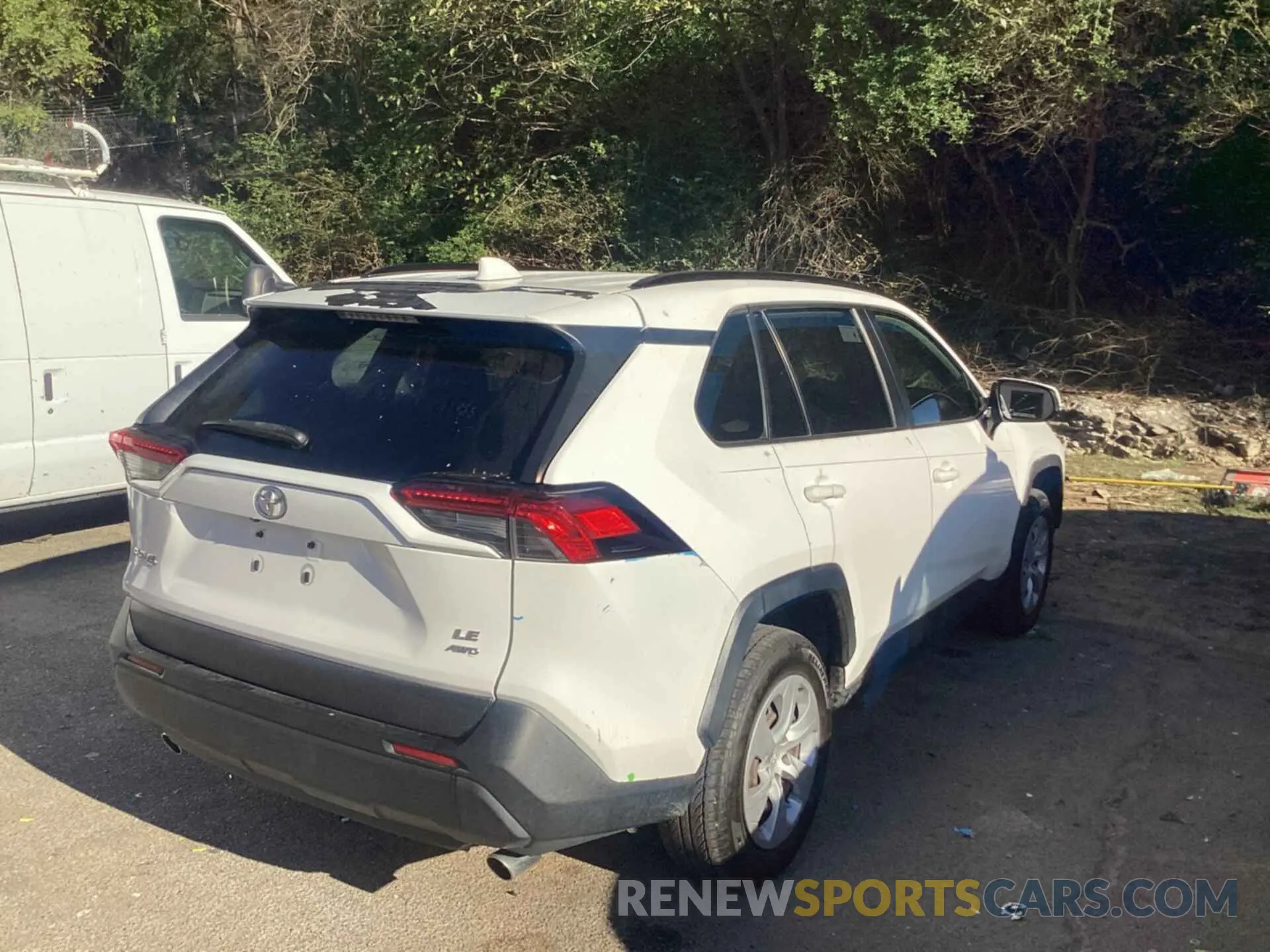 12 Photograph of a damaged car JTMG1RFV1KD033166 TOYOTA RAV4 2019