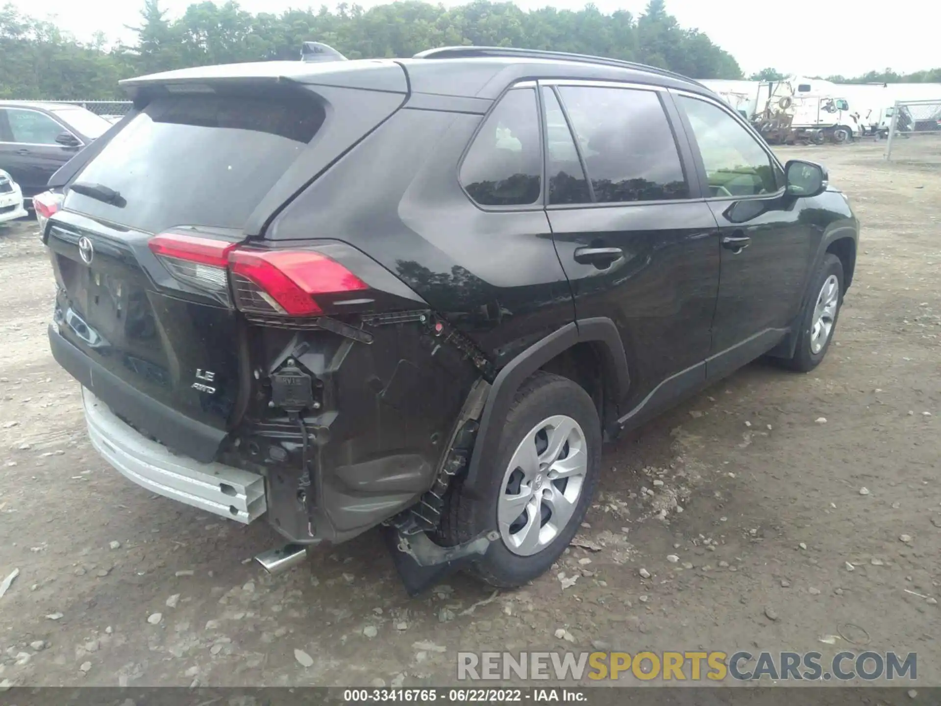 4 Photograph of a damaged car JTMG1RFV1KJ003957 TOYOTA RAV4 2019