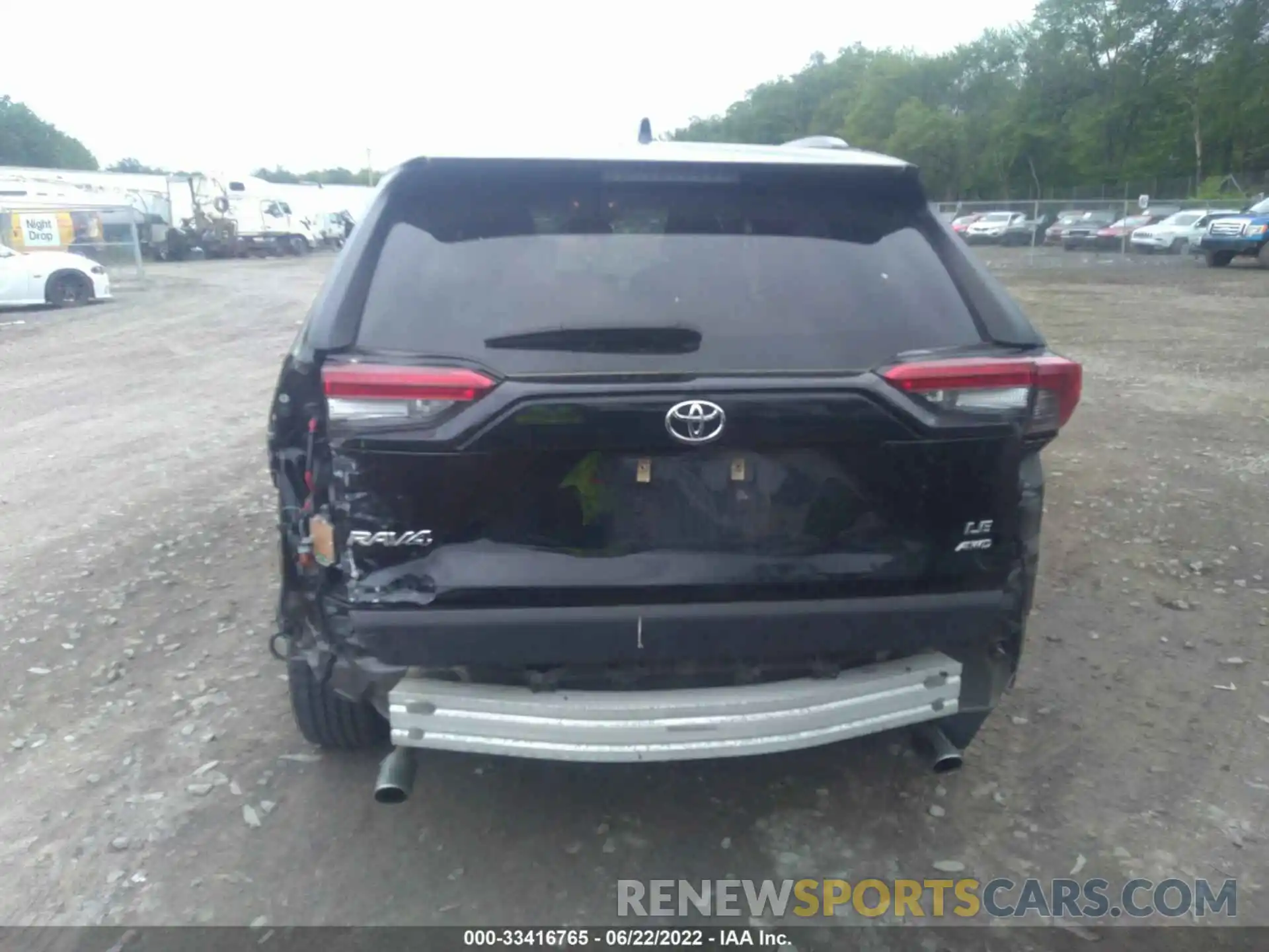 6 Photograph of a damaged car JTMG1RFV1KJ003957 TOYOTA RAV4 2019