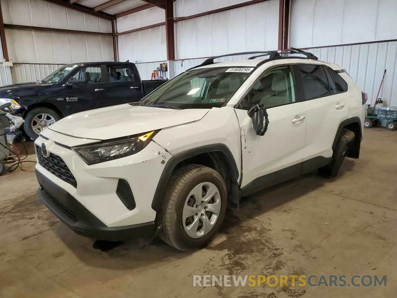 1 Photograph of a damaged car JTMG1RFV1KJ010987 TOYOTA RAV4 2019
