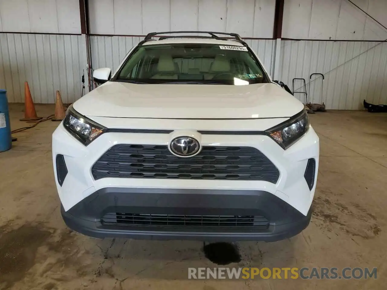 5 Photograph of a damaged car JTMG1RFV1KJ010987 TOYOTA RAV4 2019