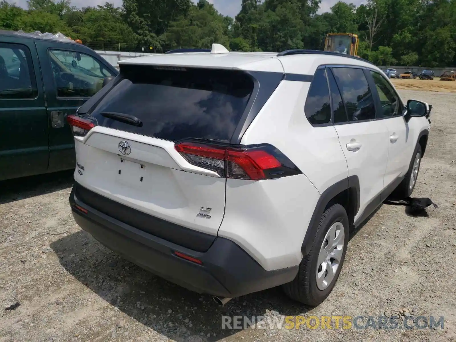 4 Photograph of a damaged car JTMG1RFV1KJ019463 TOYOTA RAV4 2019