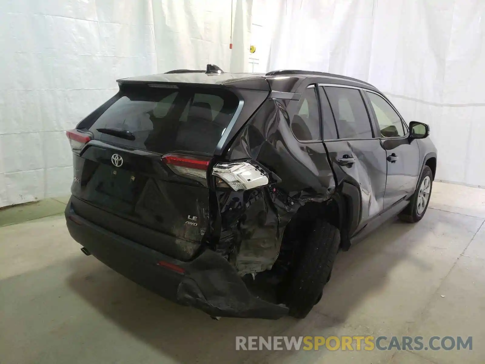 4 Photograph of a damaged car JTMG1RFV2KD039235 TOYOTA RAV4 2019