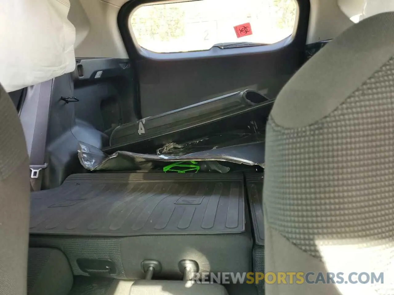 10 Photograph of a damaged car JTMG1RFV2KD511482 TOYOTA RAV4 2019