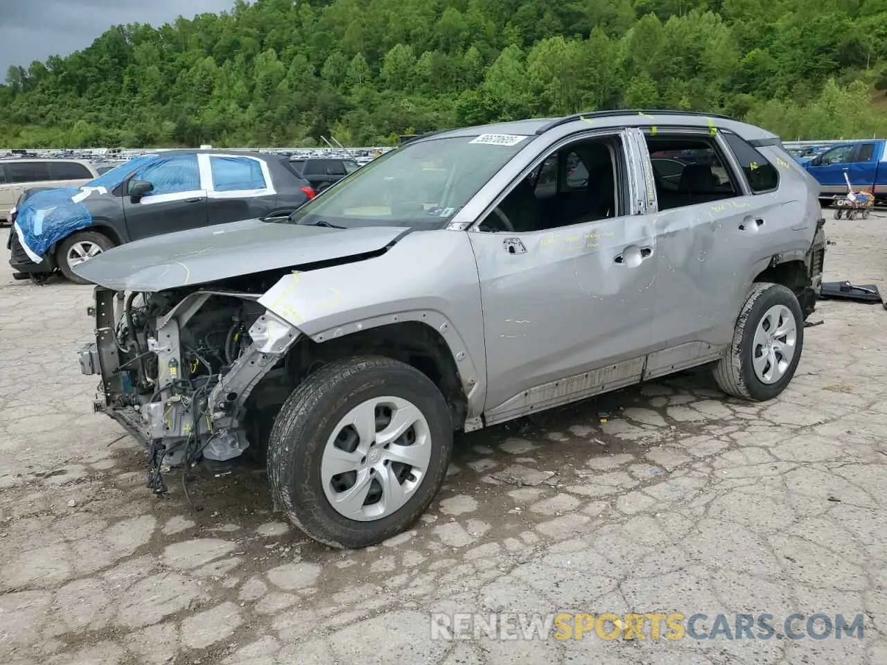 1 Photograph of a damaged car JTMG1RFV2KD514897 TOYOTA RAV4 2019