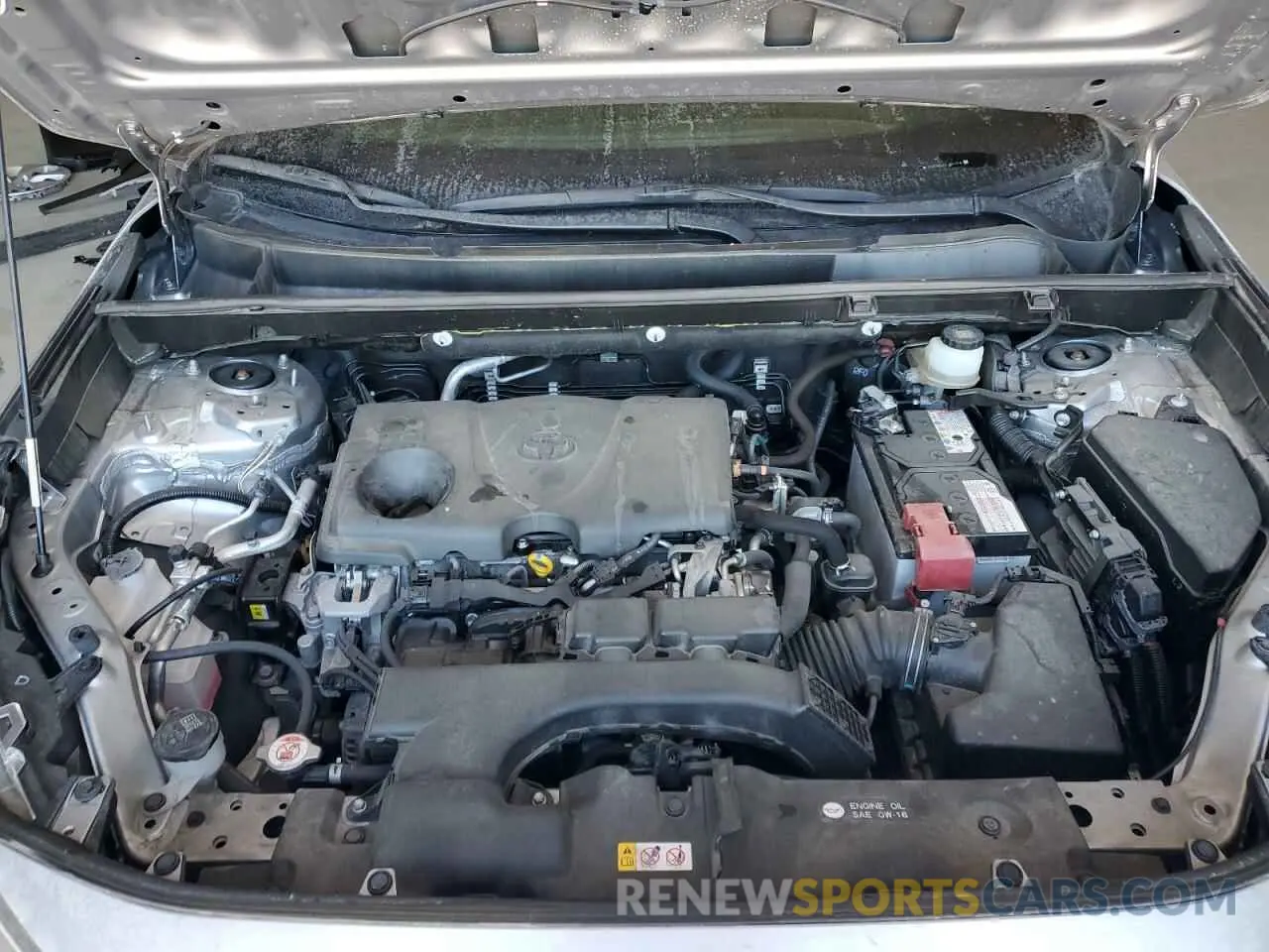 11 Photograph of a damaged car JTMG1RFV2KJ021318 TOYOTA RAV4 2019