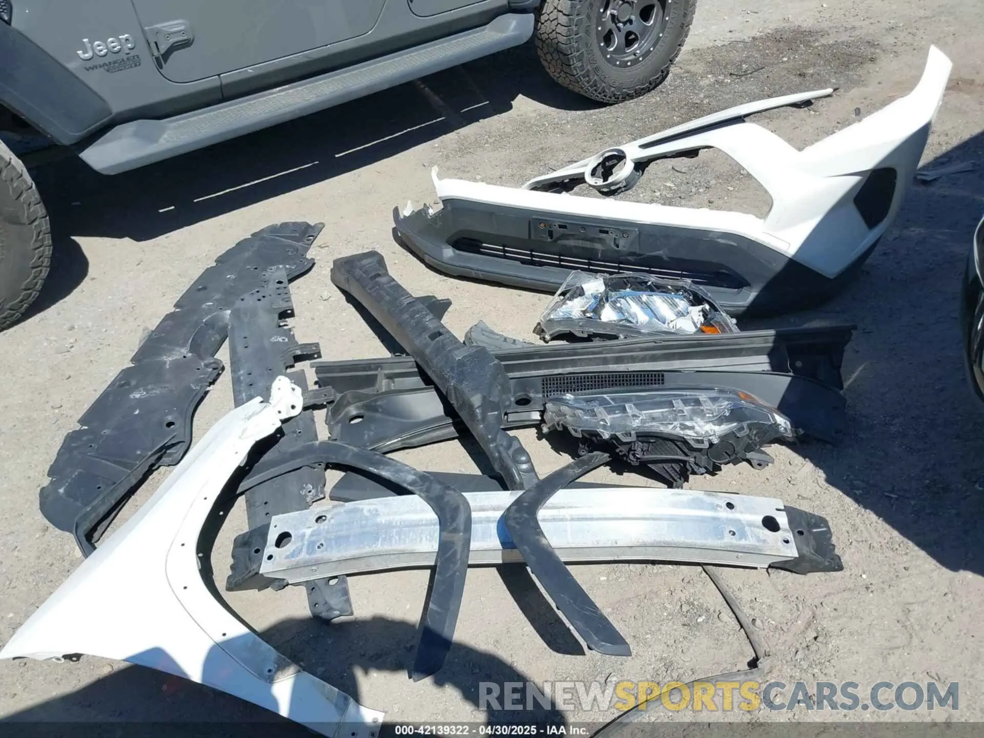 12 Photograph of a damaged car JTMG1RFV3KD007040 TOYOTA RAV4 2019
