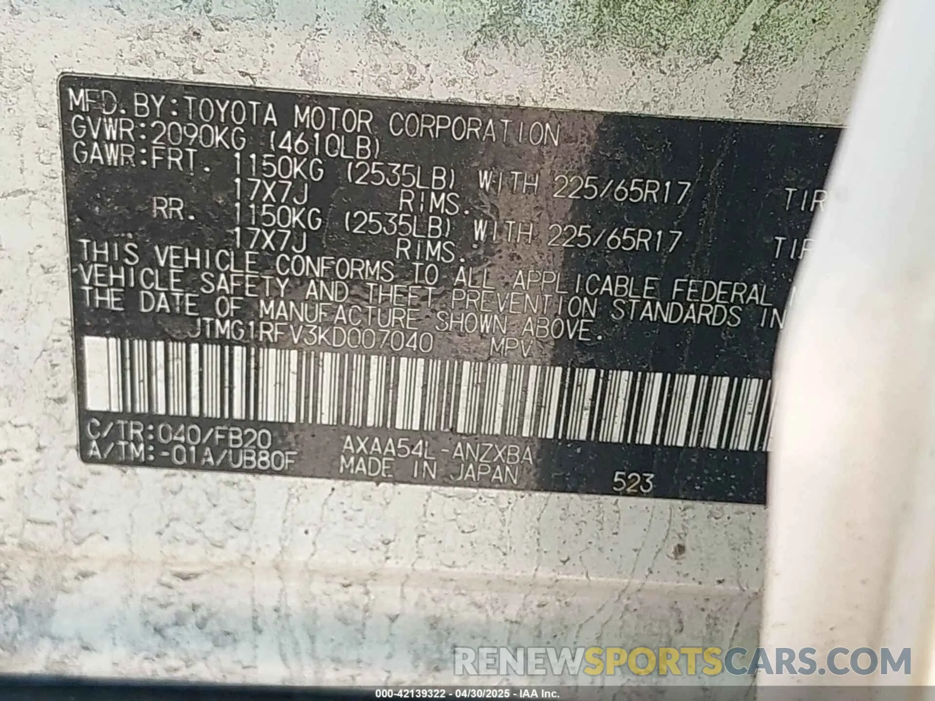 9 Photograph of a damaged car JTMG1RFV3KD007040 TOYOTA RAV4 2019