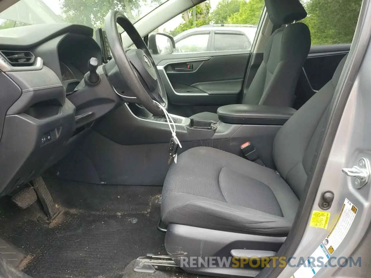 7 Photograph of a damaged car JTMG1RFV4KD004180 TOYOTA RAV4 2019
