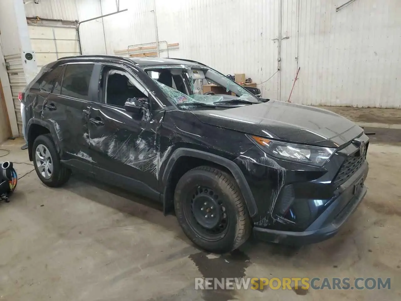 4 Photograph of a damaged car JTMG1RFV4KD008682 TOYOTA RAV4 2019