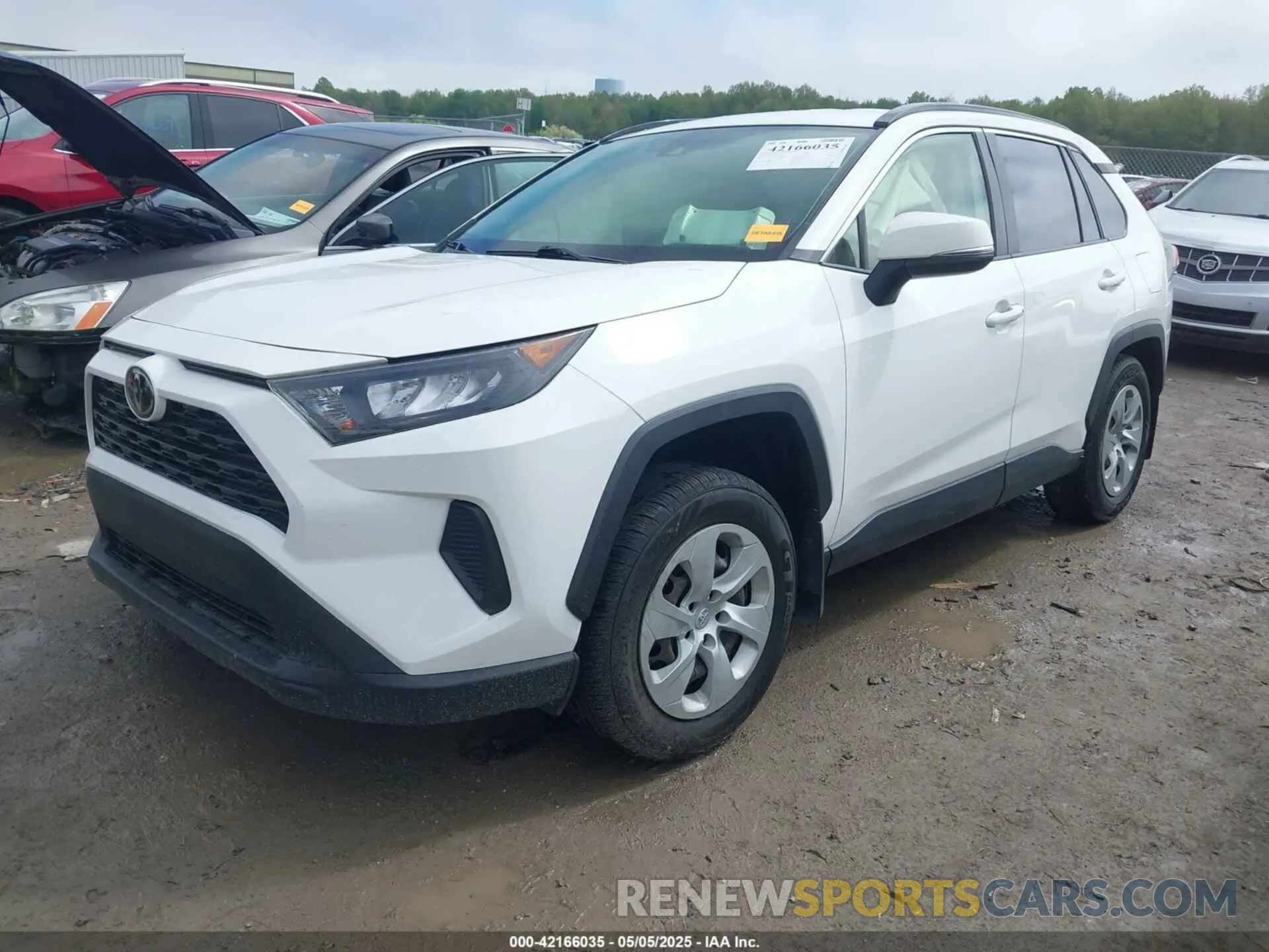 2 Photograph of a damaged car JTMG1RFV4KD022825 TOYOTA RAV4 2019