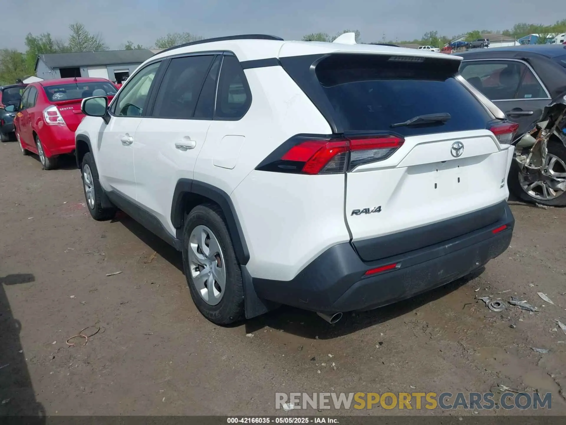 3 Photograph of a damaged car JTMG1RFV4KD022825 TOYOTA RAV4 2019