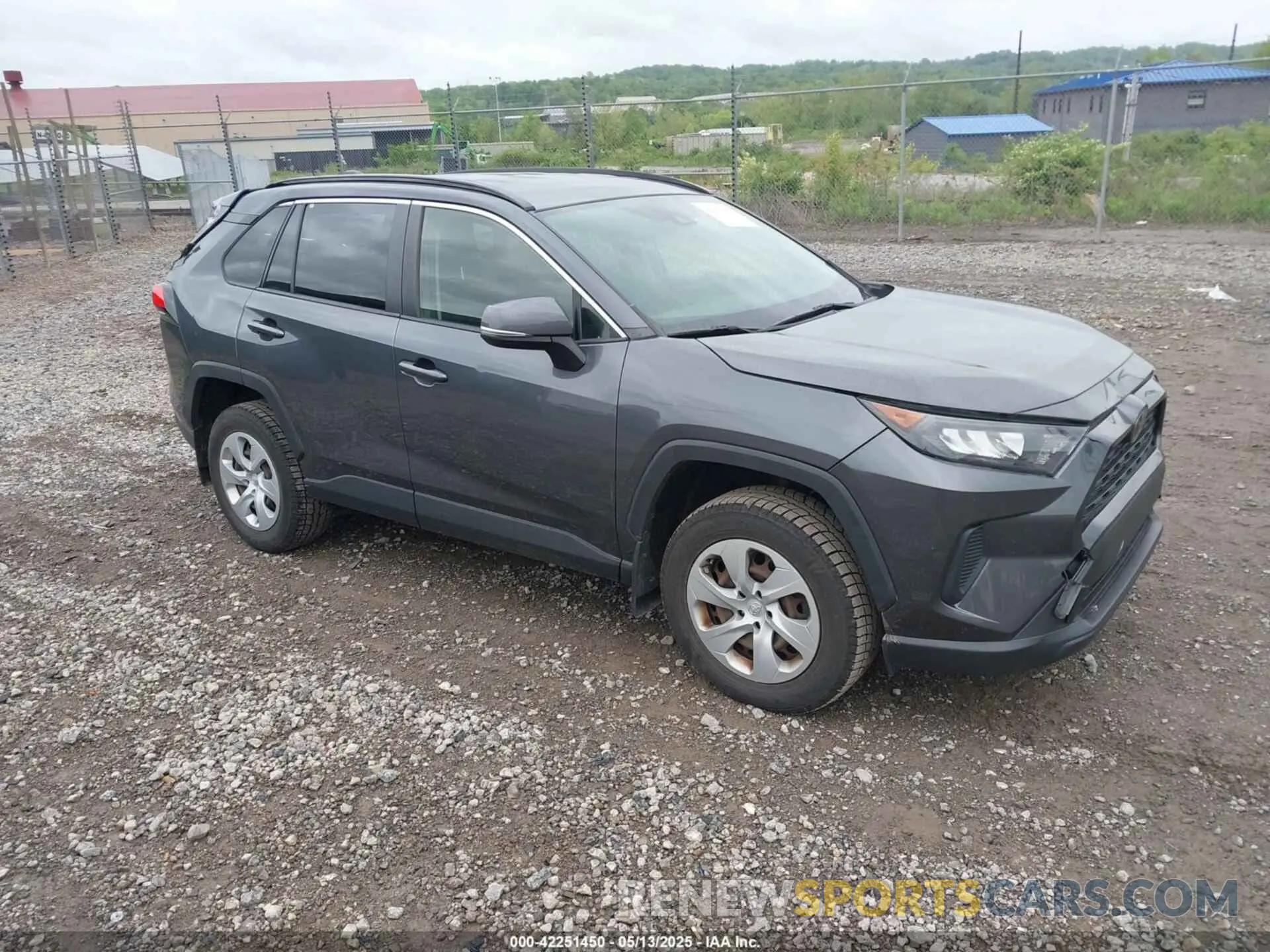 1 Photograph of a damaged car JTMG1RFV4KD047188 TOYOTA RAV4 2019