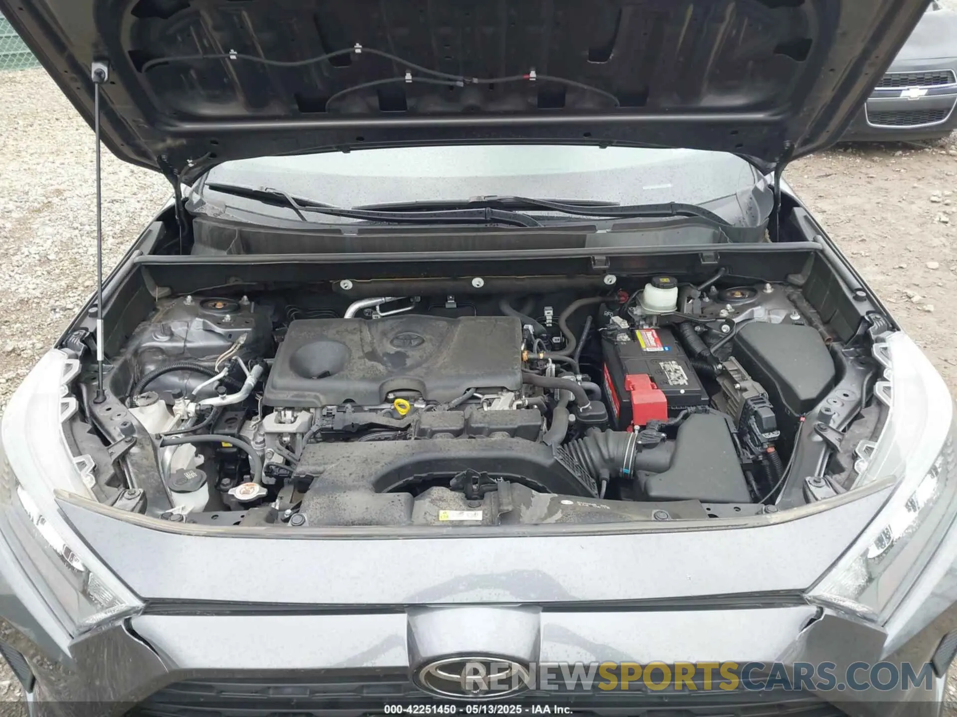 10 Photograph of a damaged car JTMG1RFV4KD047188 TOYOTA RAV4 2019