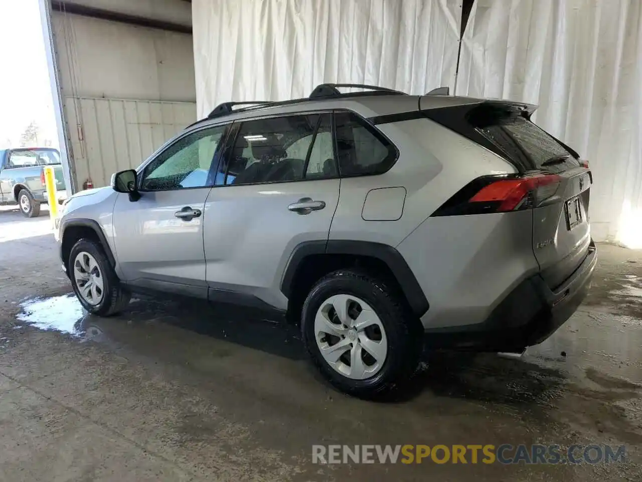 2 Photograph of a damaged car JTMG1RFV4KD501245 TOYOTA RAV4 2019