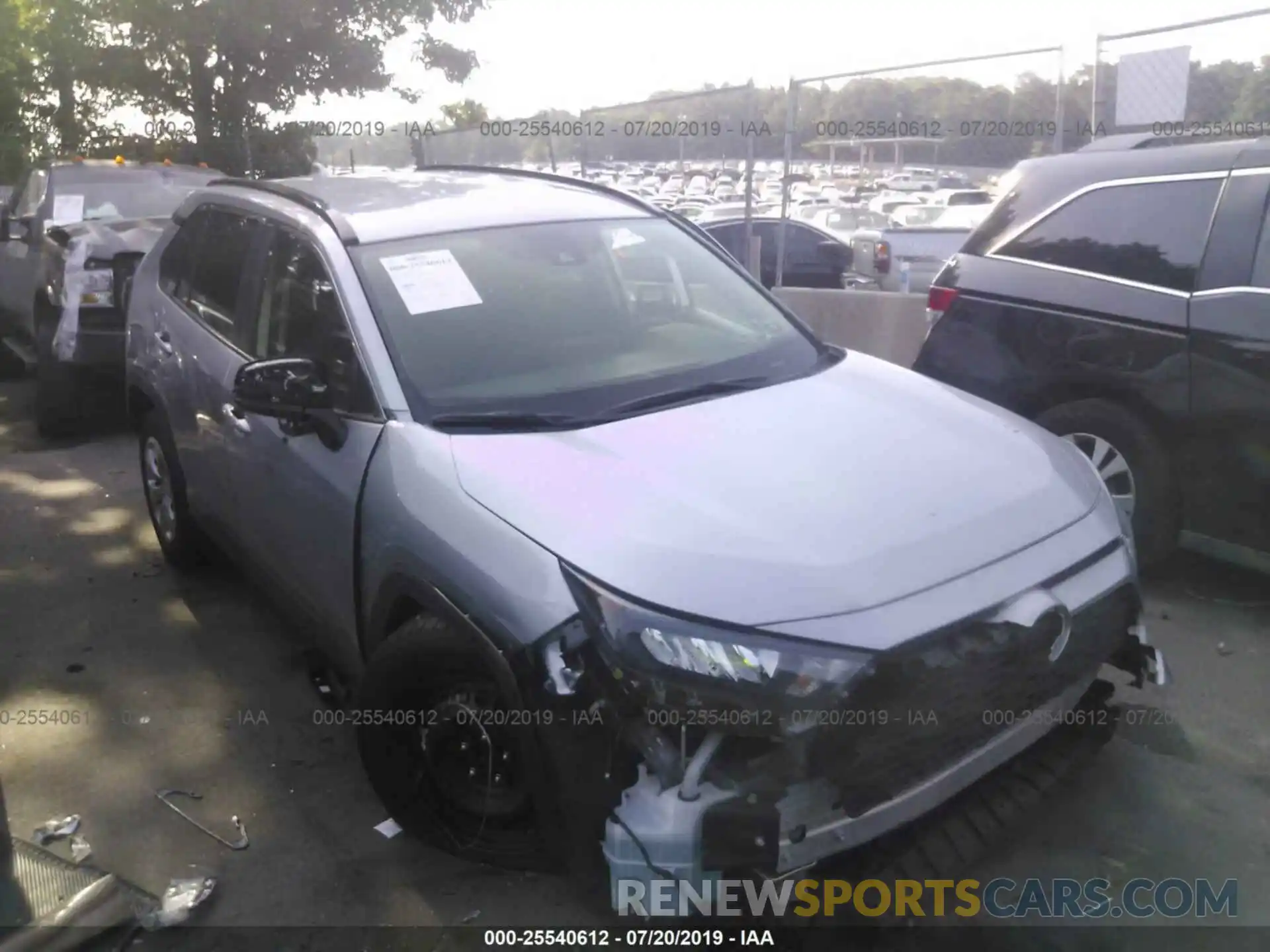 1 Photograph of a damaged car JTMG1RFV4KD502251 TOYOTA RAV4 2019