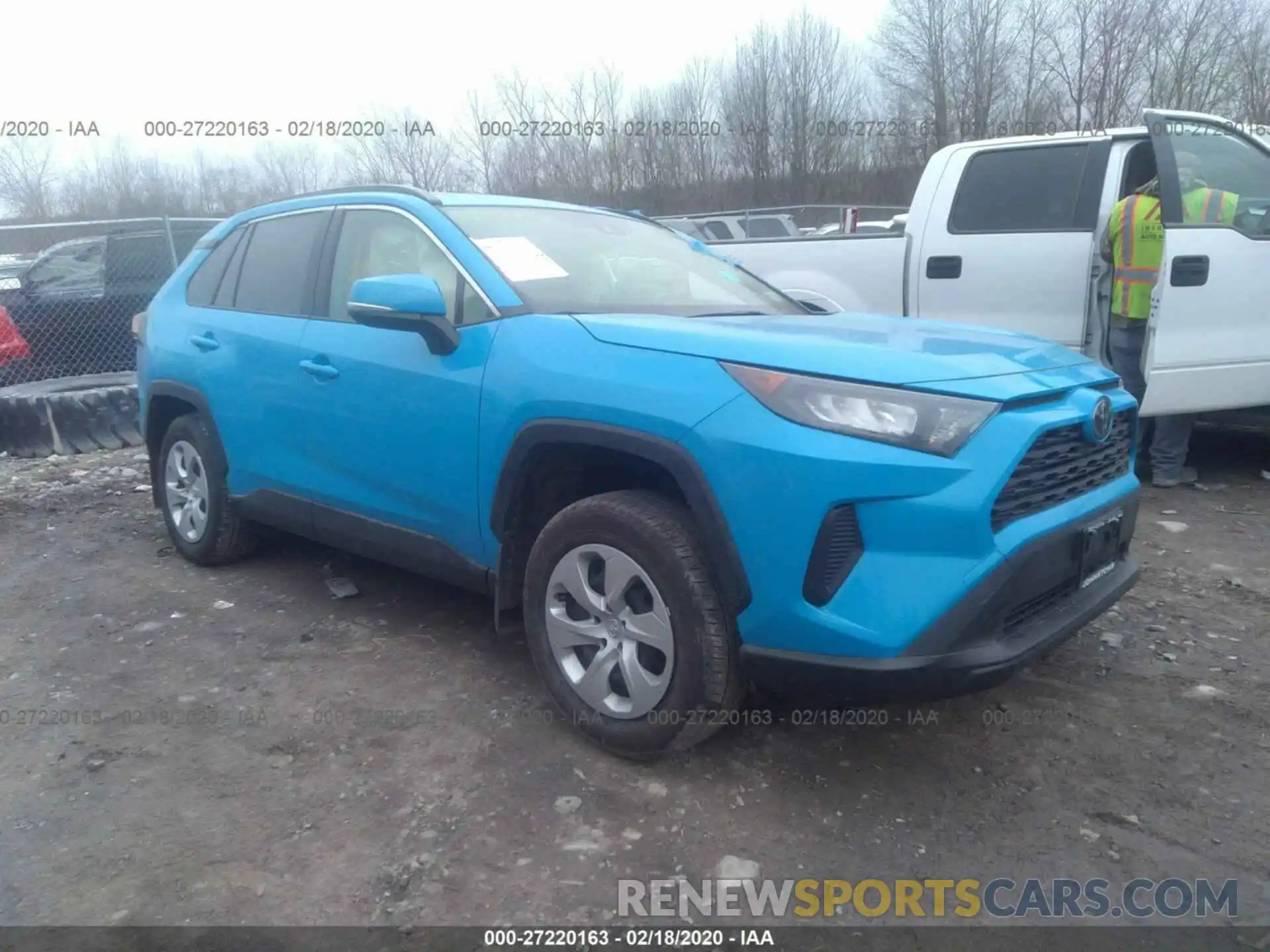 1 Photograph of a damaged car JTMG1RFV5KD007167 TOYOTA RAV4 2019