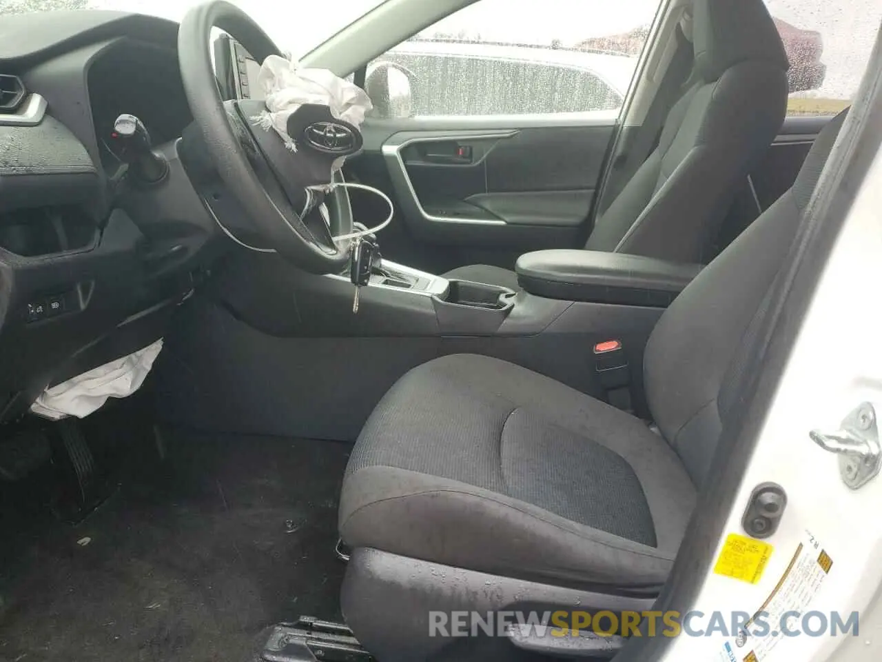 7 Photograph of a damaged car JTMG1RFV5KD015060 TOYOTA RAV4 2019
