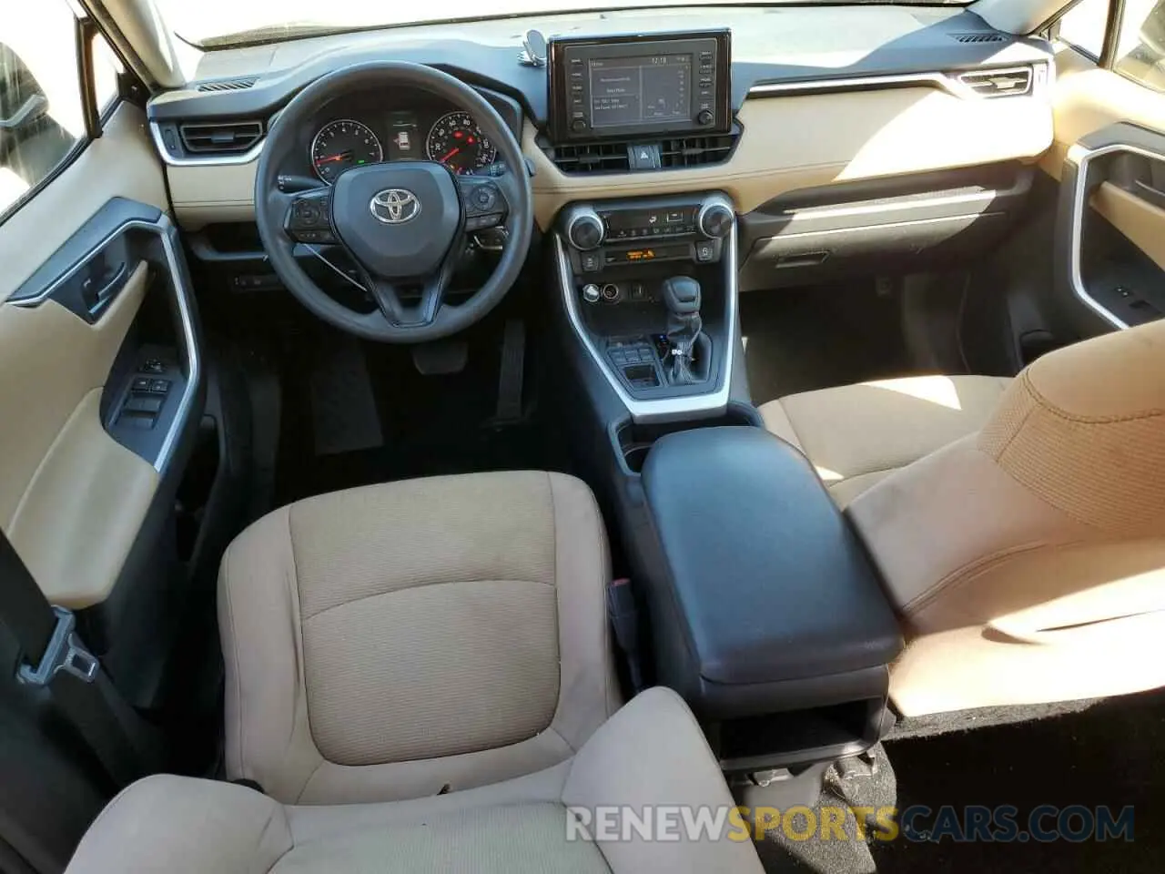 8 Photograph of a damaged car JTMG1RFV5KJ007302 TOYOTA RAV4 2019
