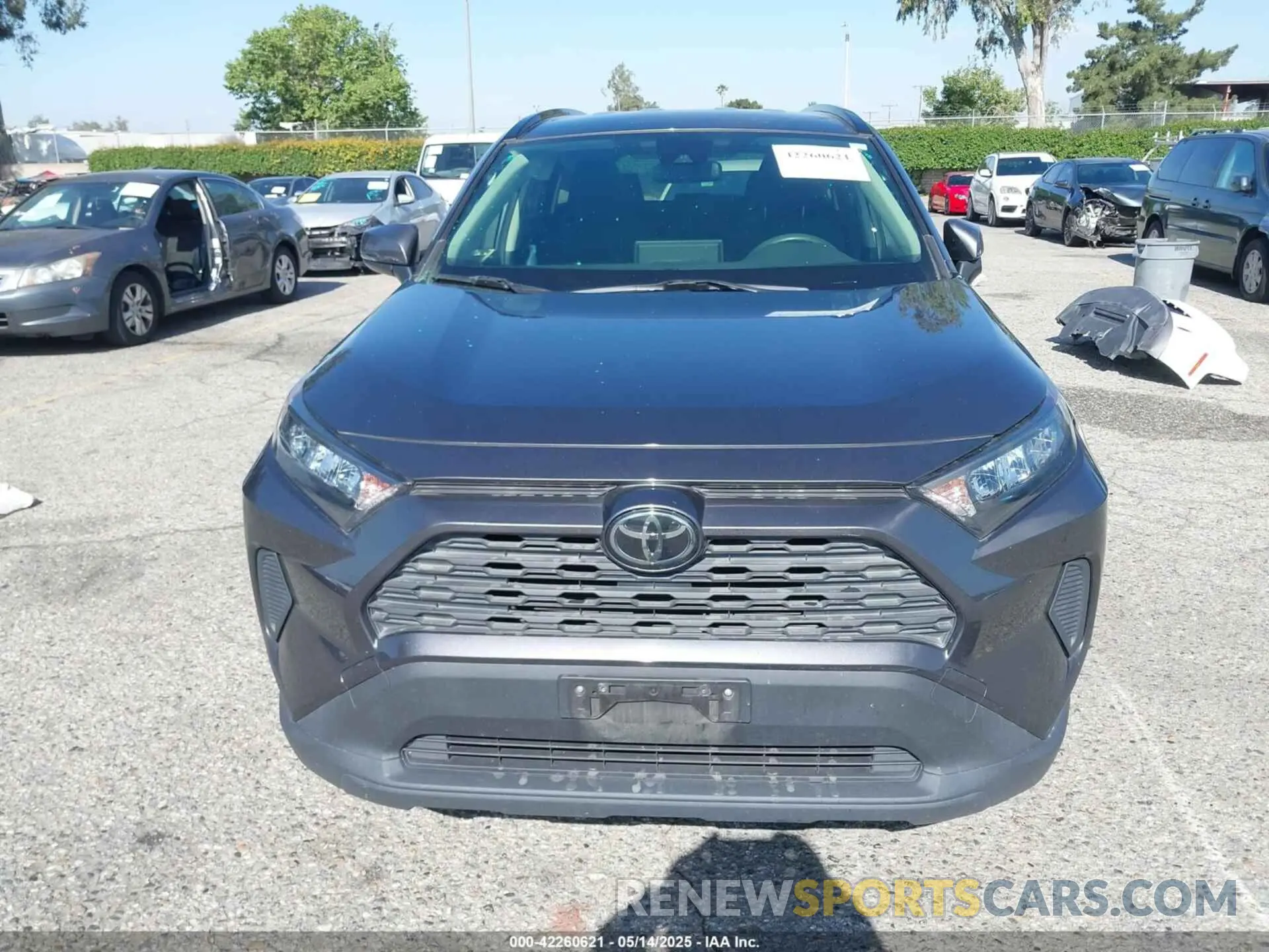 12 Photograph of a damaged car JTMG1RFV5KJ010605 TOYOTA RAV4 2019
