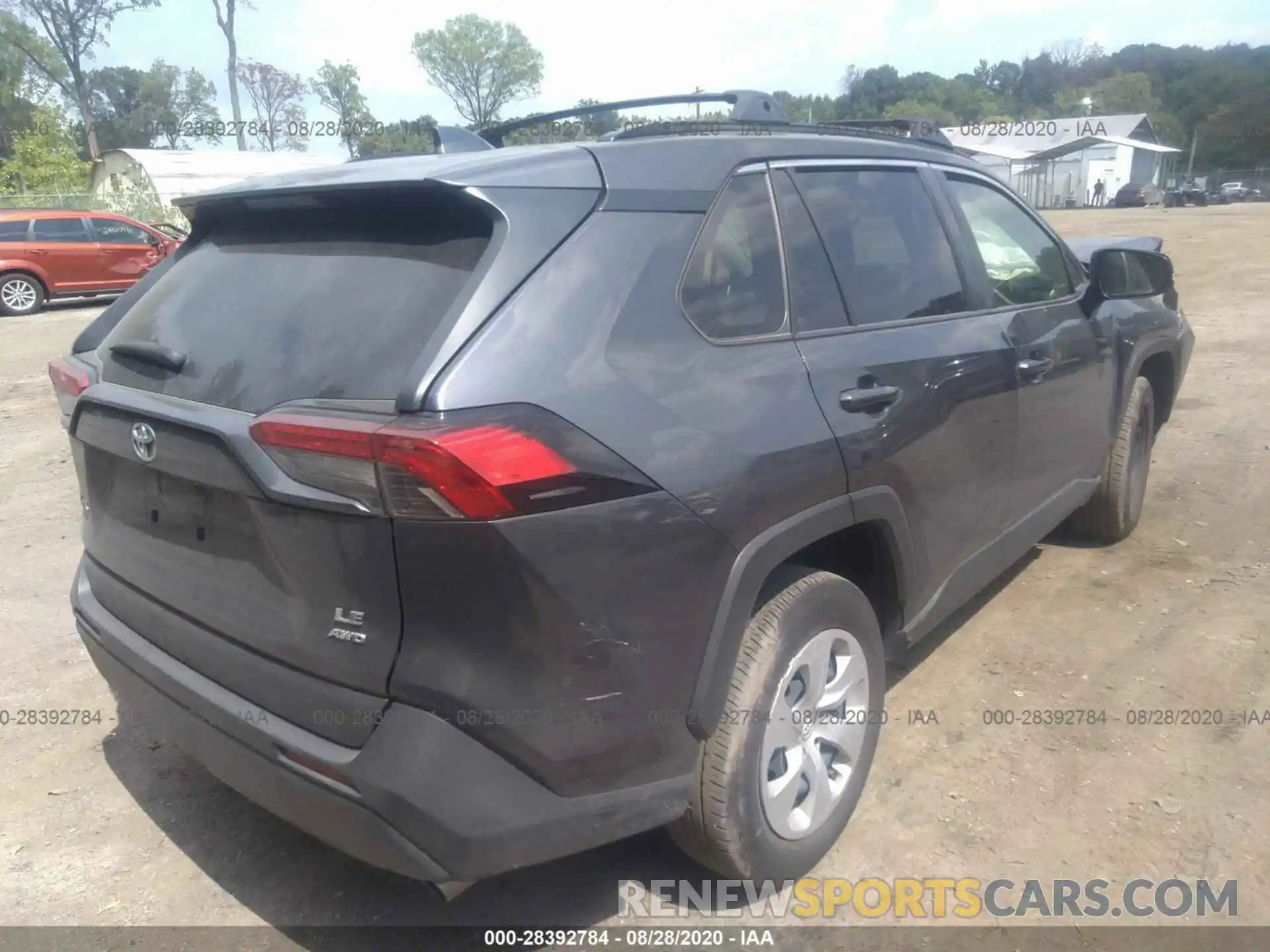 4 Photograph of a damaged car JTMG1RFV5KJ010703 TOYOTA RAV4 2019