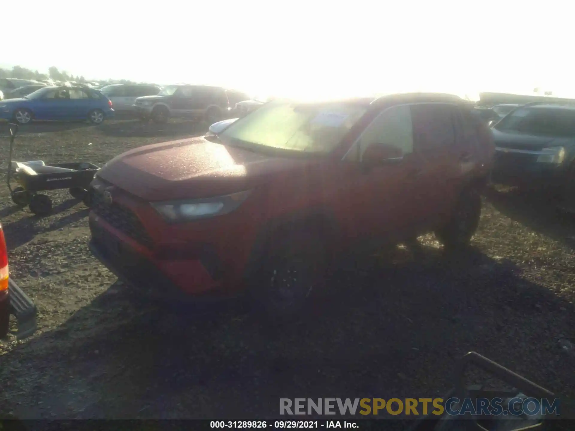 2 Photograph of a damaged car JTMG1RFV5KJ015691 TOYOTA RAV4 2019