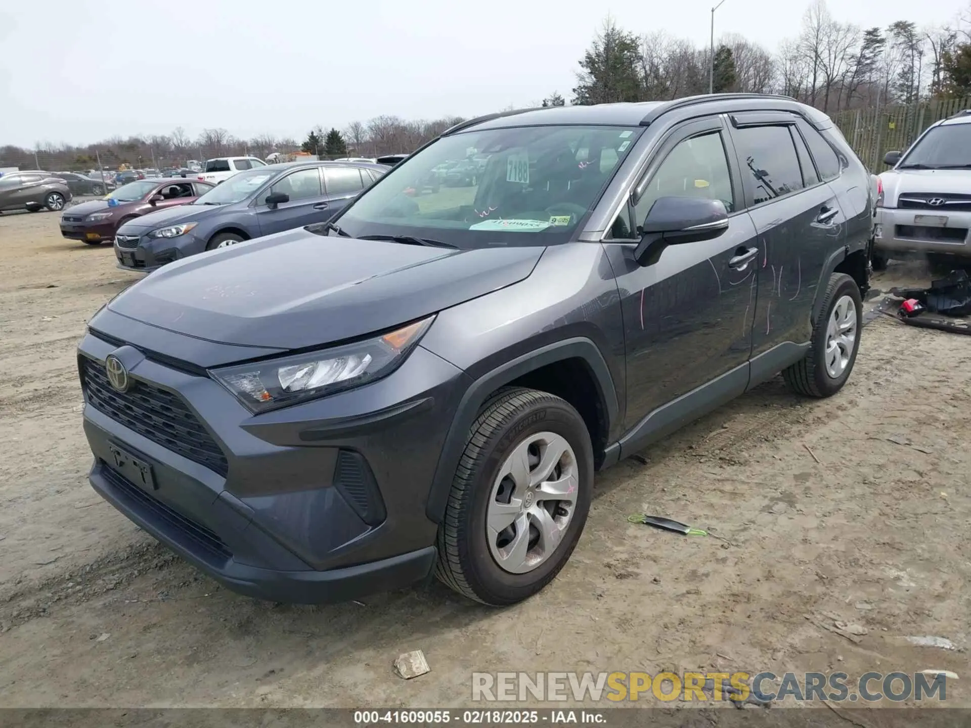 2 Photograph of a damaged car JTMG1RFV7KD017764 TOYOTA RAV4 2019