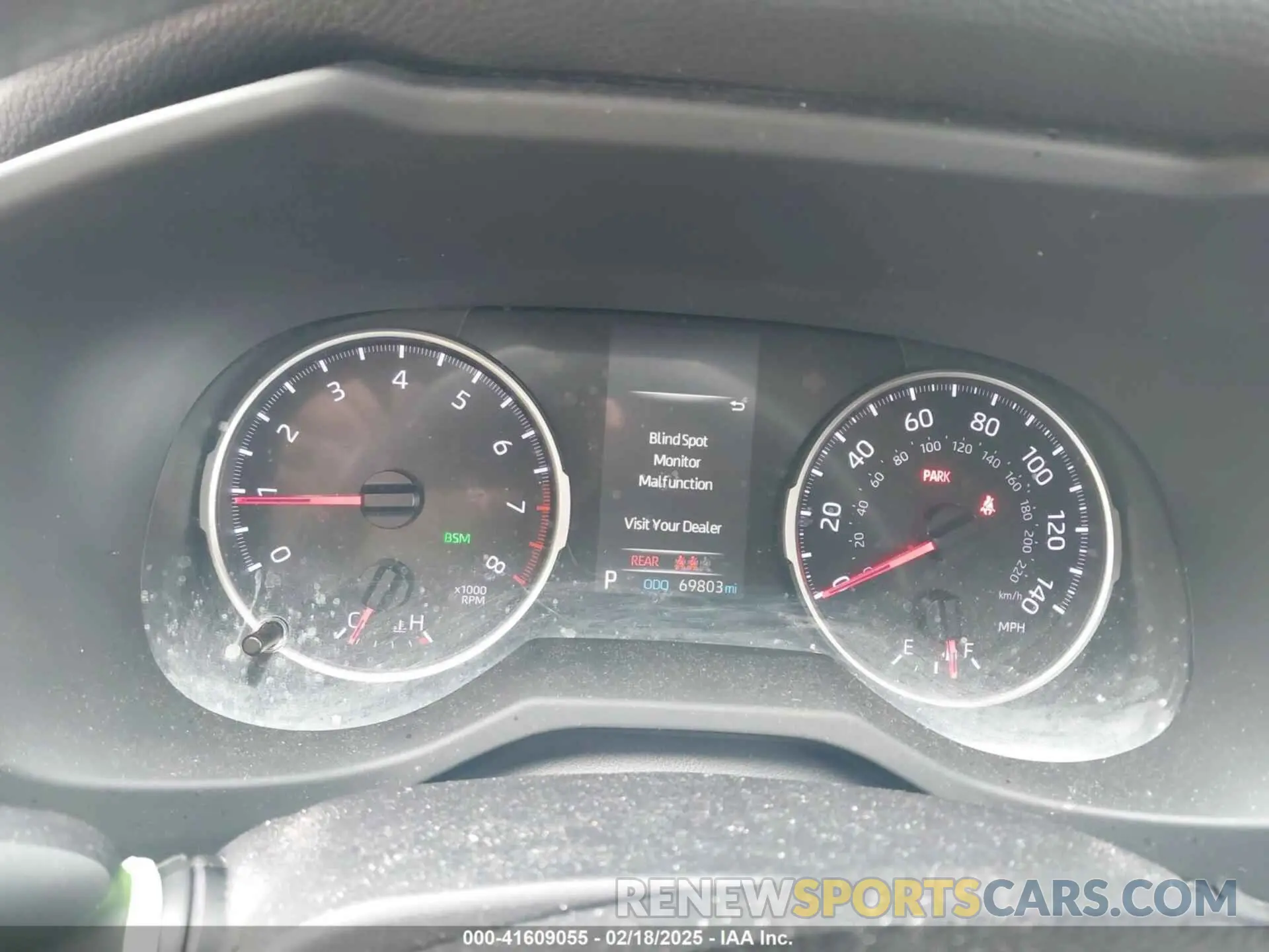 7 Photograph of a damaged car JTMG1RFV7KD017764 TOYOTA RAV4 2019