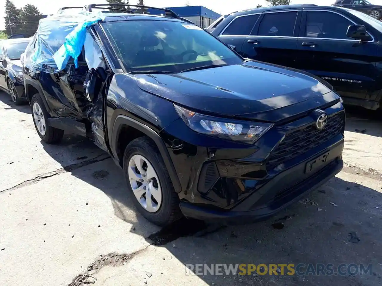 1 Photograph of a damaged car JTMG1RFV7KJ003316 TOYOTA RAV4 2019