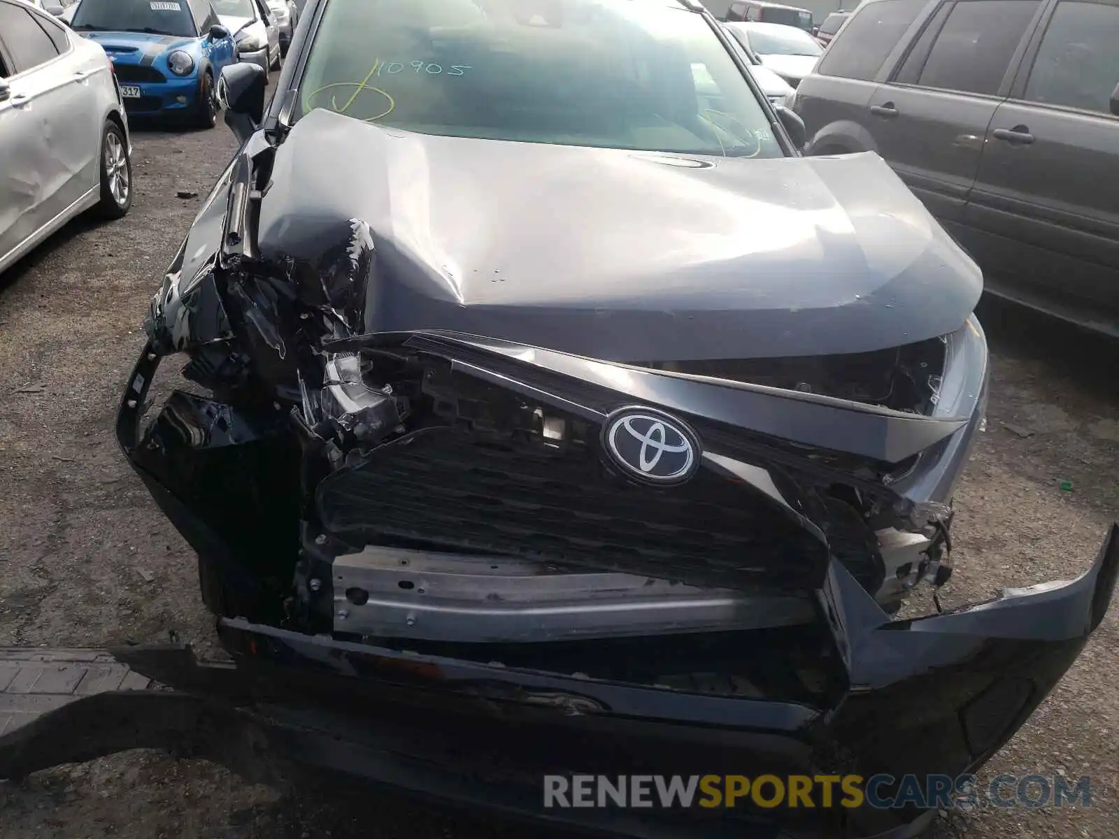 7 Photograph of a damaged car JTMG1RFV7KJ010153 TOYOTA RAV4 2019