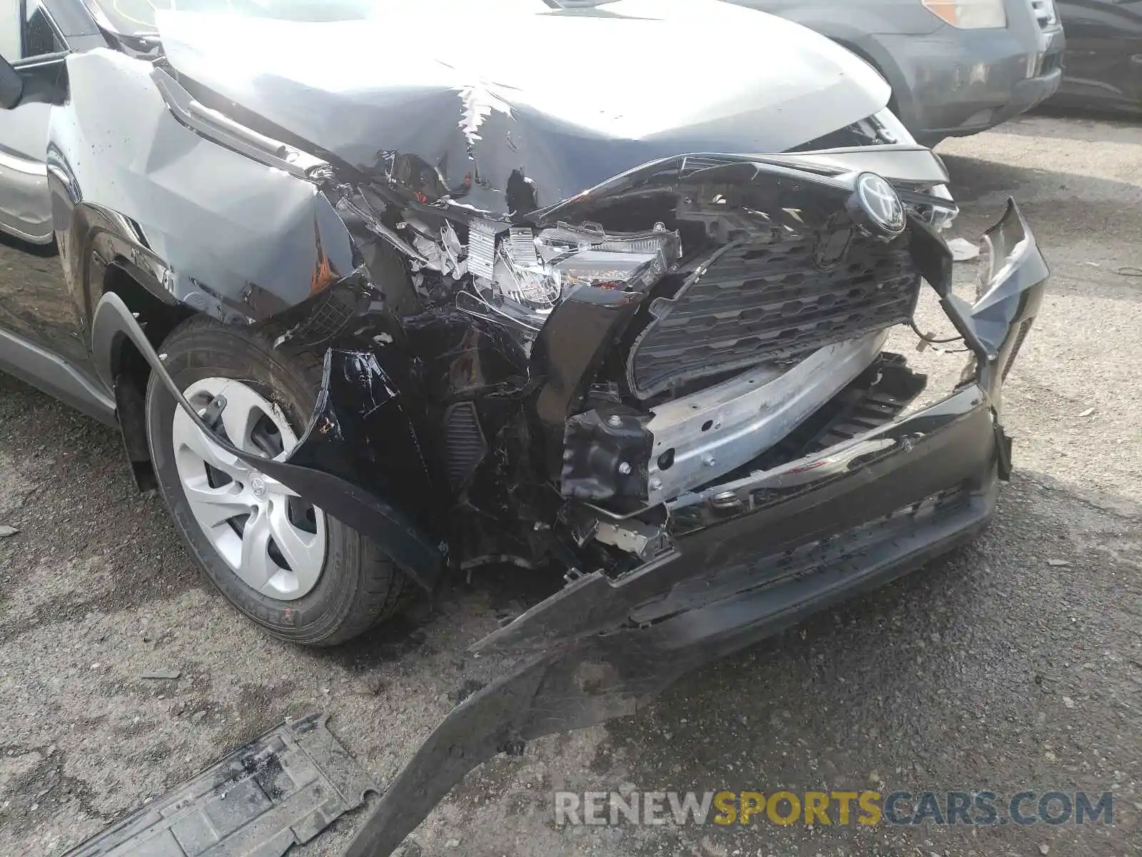 9 Photograph of a damaged car JTMG1RFV7KJ010153 TOYOTA RAV4 2019