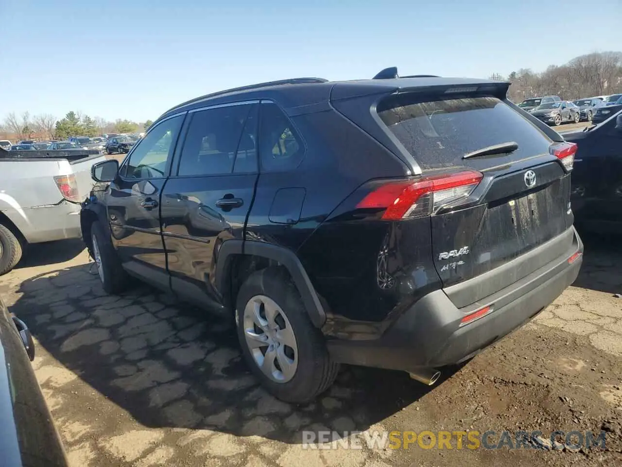 2 Photograph of a damaged car JTMG1RFV7KJ019385 TOYOTA RAV4 2019