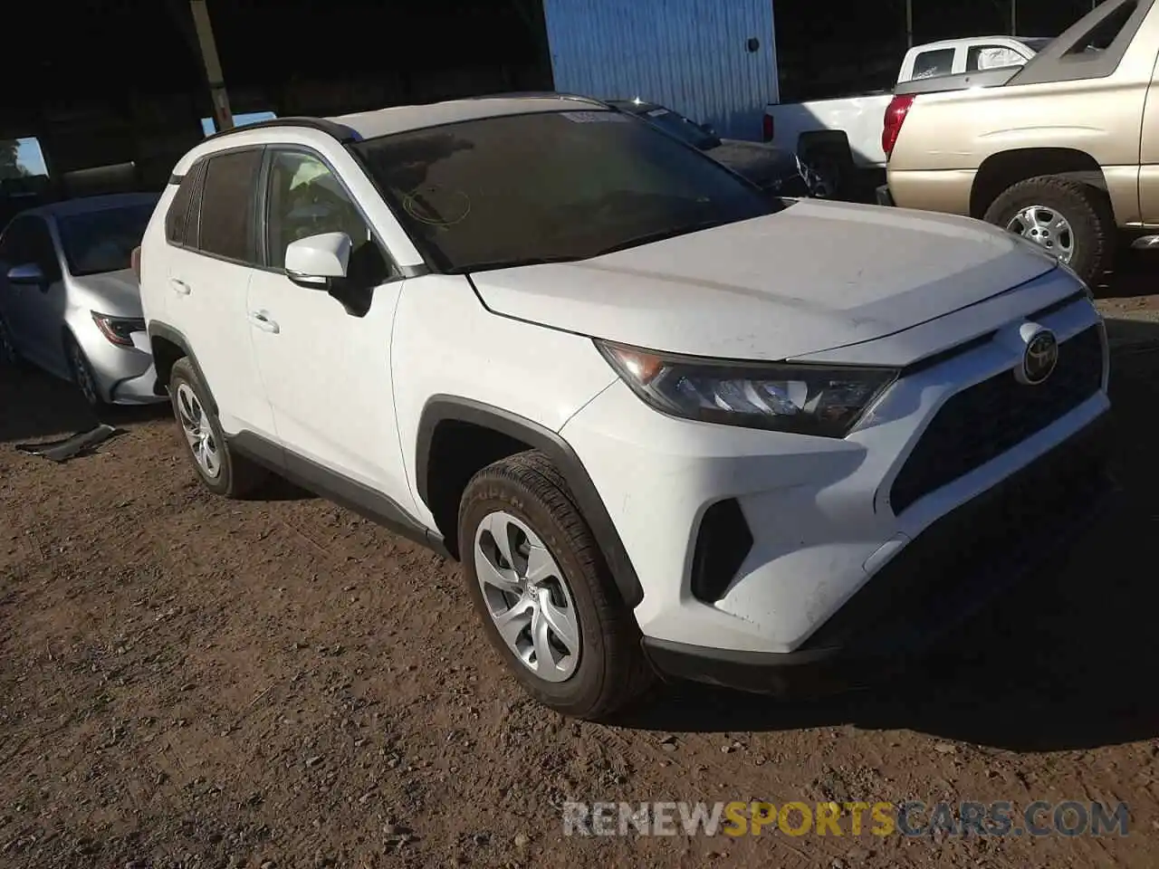 1 Photograph of a damaged car JTMG1RFV8KJ012333 TOYOTA RAV4 2019