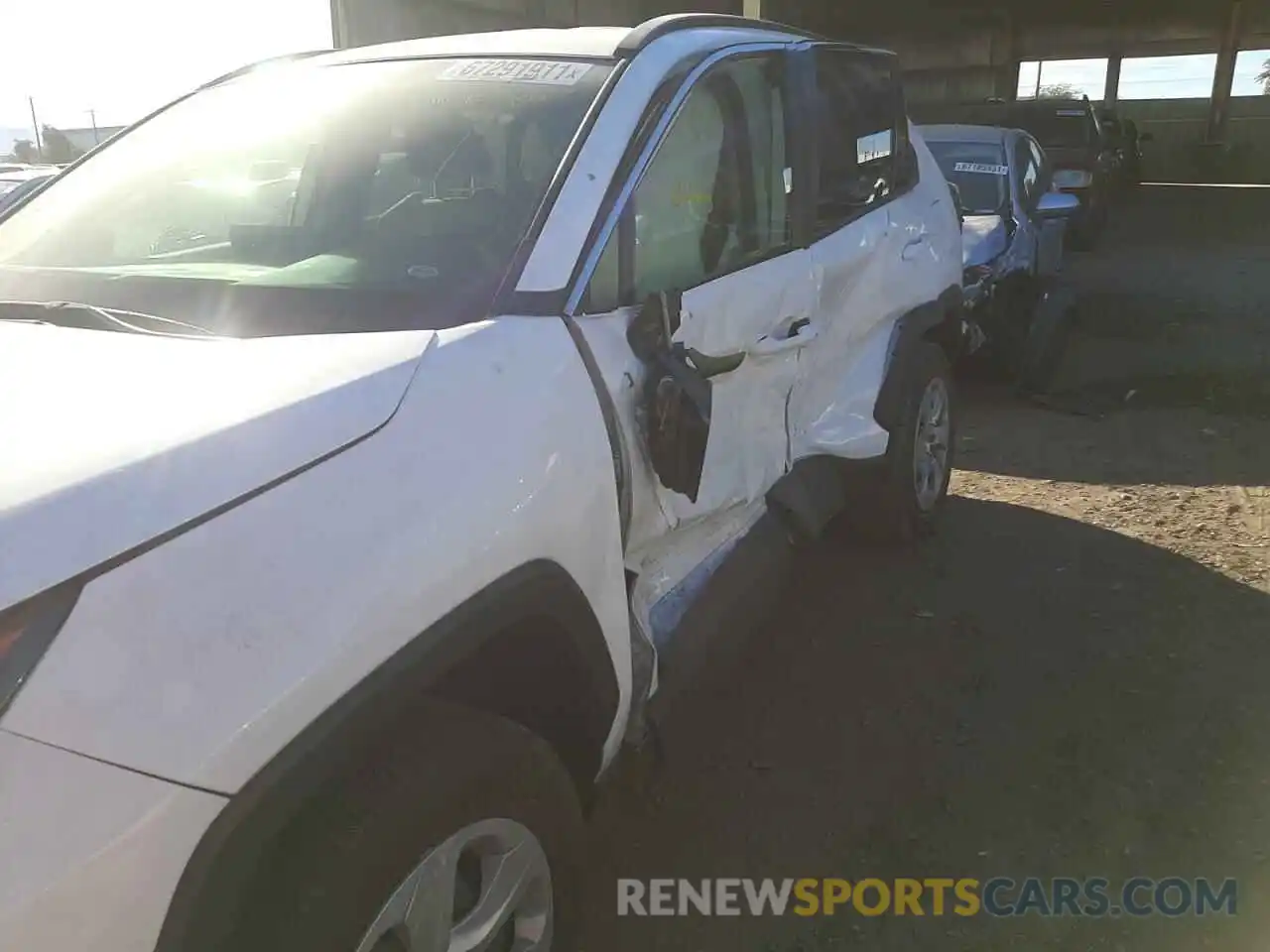 9 Photograph of a damaged car JTMG1RFV8KJ012333 TOYOTA RAV4 2019