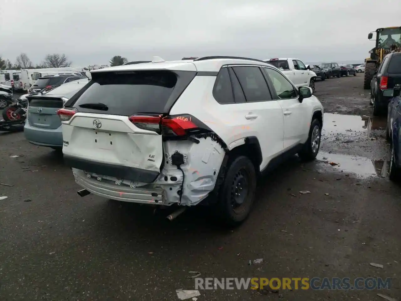 4 Photograph of a damaged car JTMG1RFV8KJ017340 TOYOTA RAV4 2019