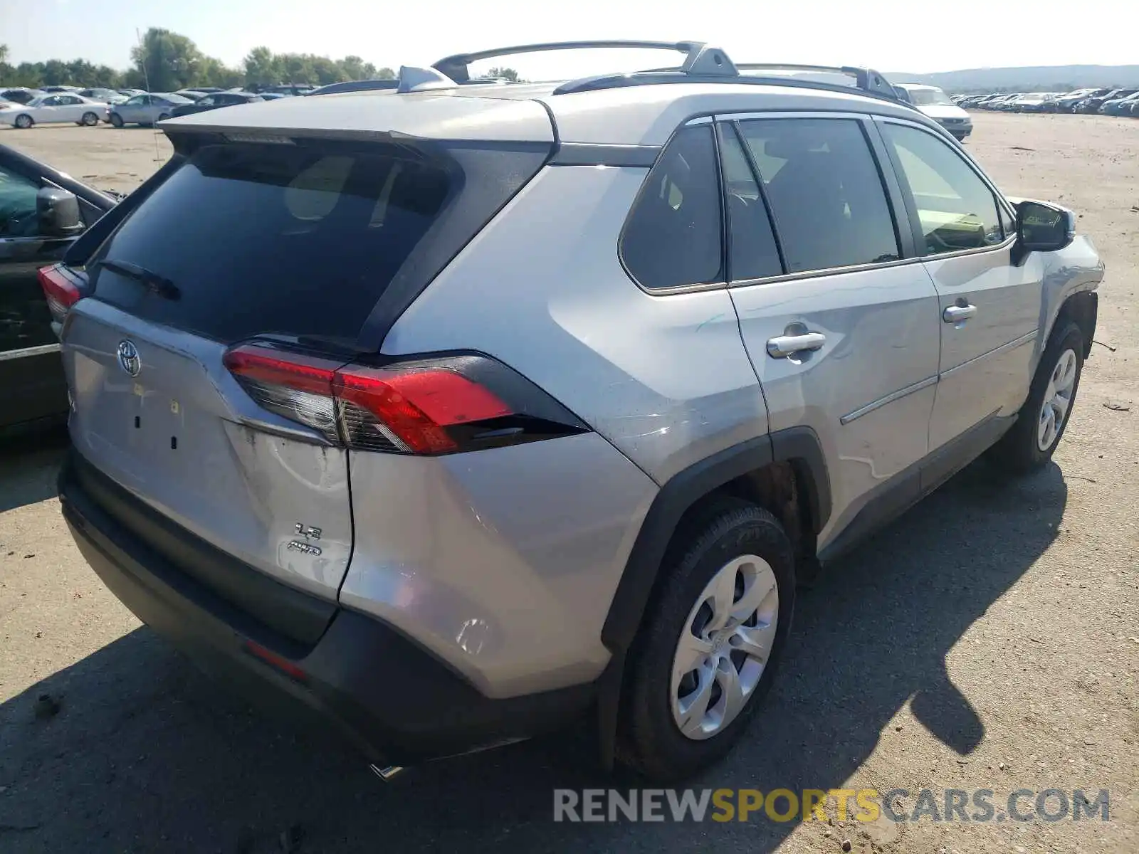 4 Photograph of a damaged car JTMG1RFV9KD032833 TOYOTA RAV4 2019