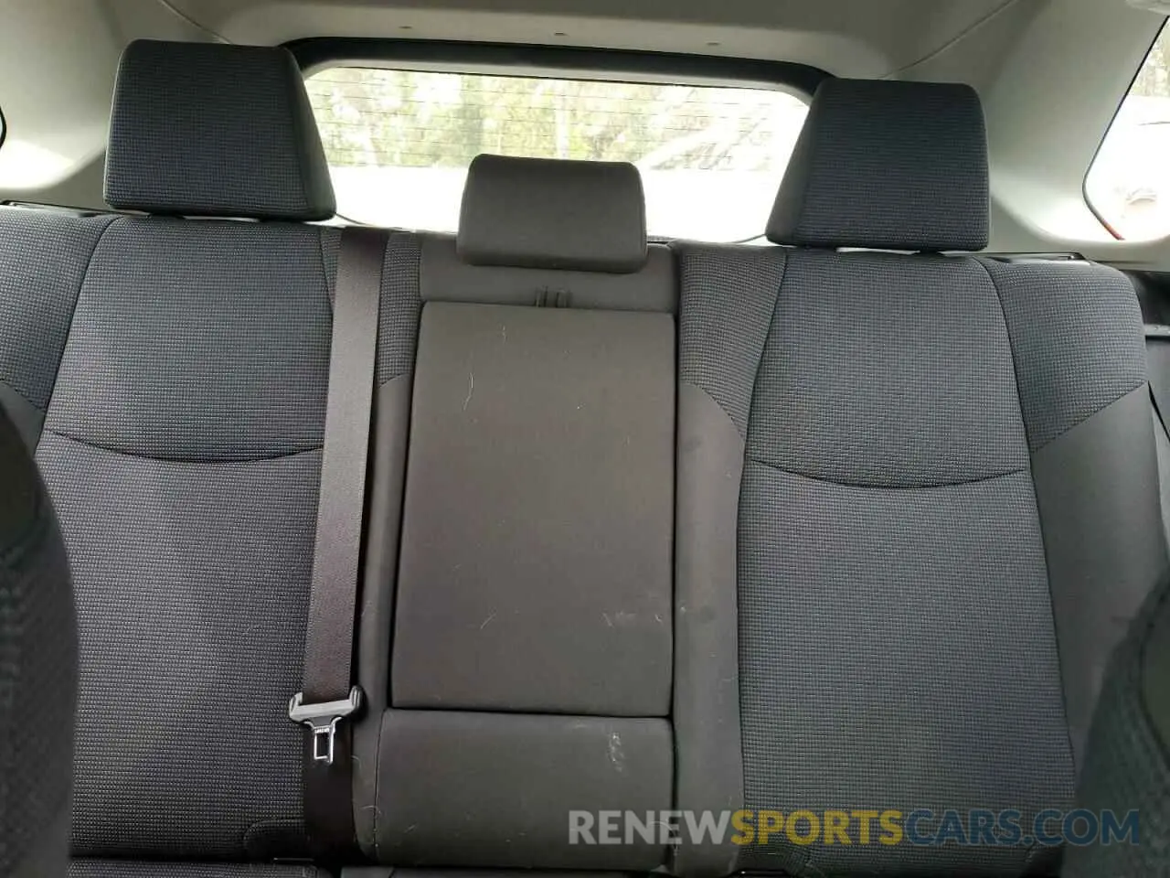 10 Photograph of a damaged car JTMG1RFV9KD521068 TOYOTA RAV4 2019
