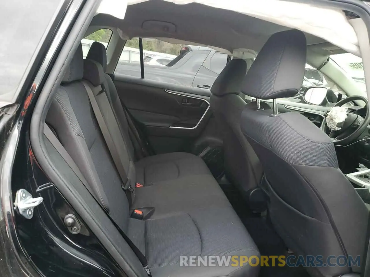 11 Photograph of a damaged car JTMG1RFV9KD521068 TOYOTA RAV4 2019
