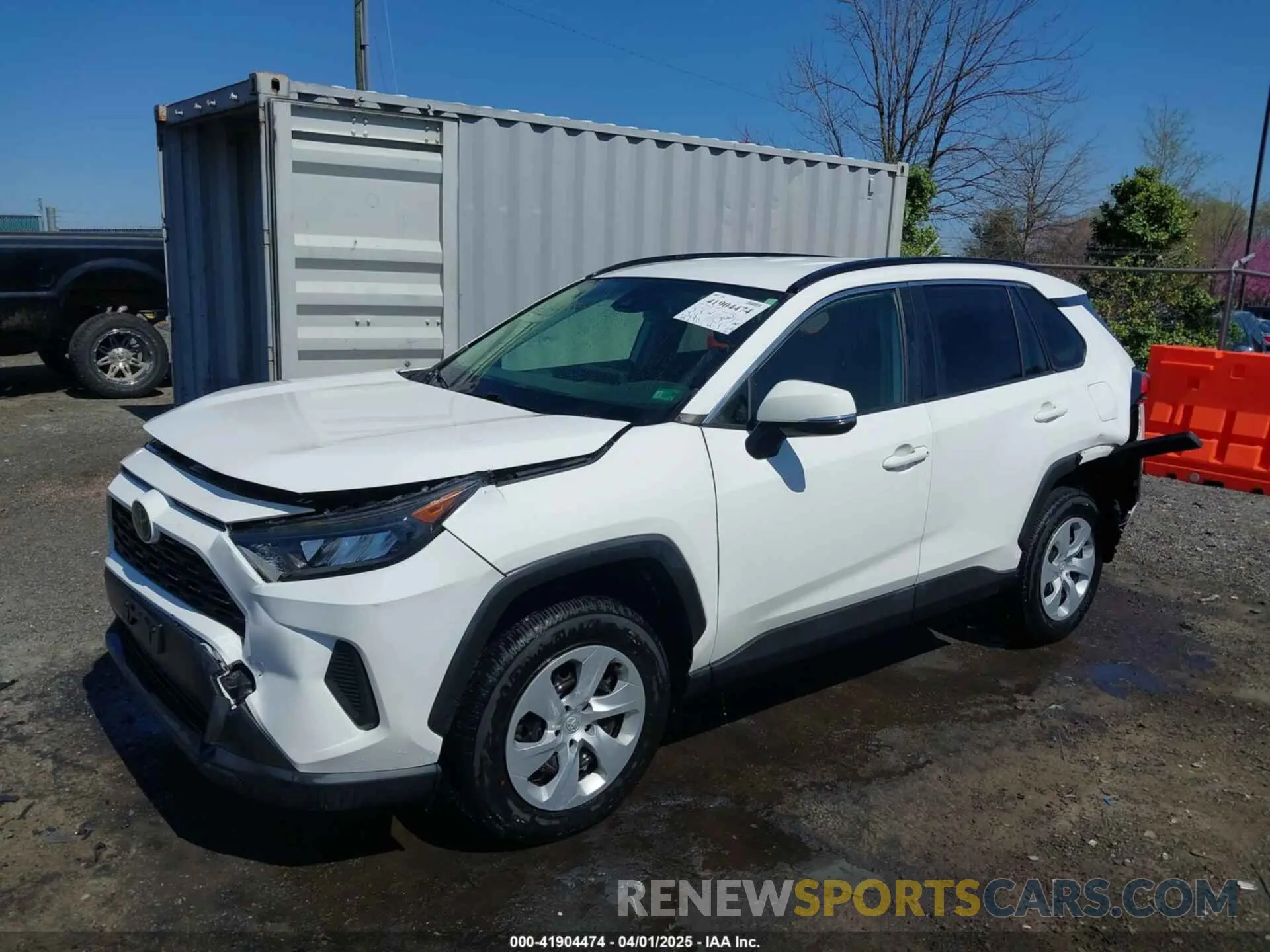 2 Photograph of a damaged car JTMG1RFV9KJ011935 TOYOTA RAV4 2019