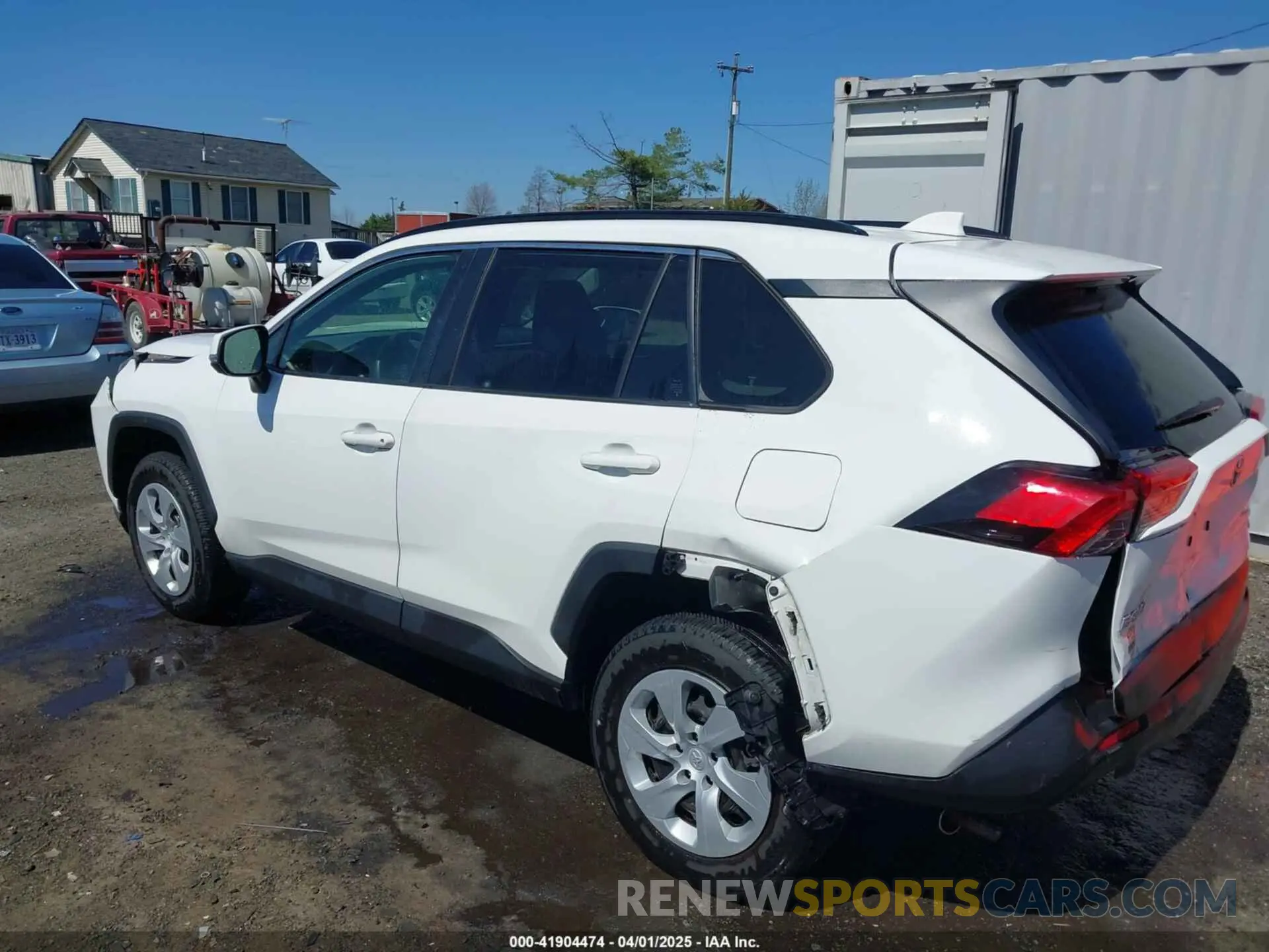 3 Photograph of a damaged car JTMG1RFV9KJ011935 TOYOTA RAV4 2019