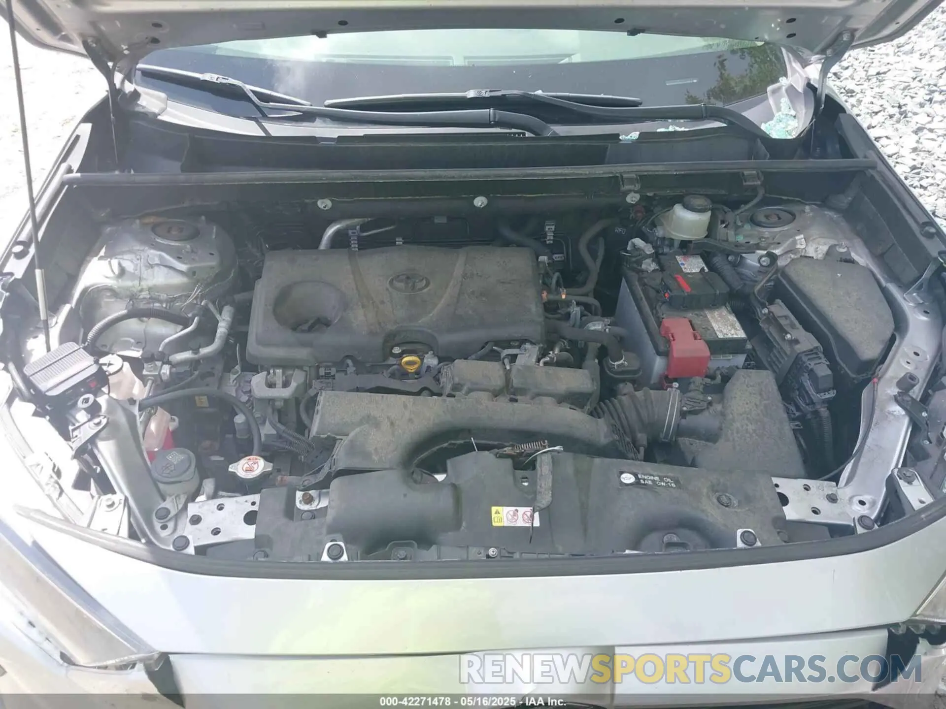 10 Photograph of a damaged car JTMG1RFV9KJ020859 TOYOTA RAV4 2019