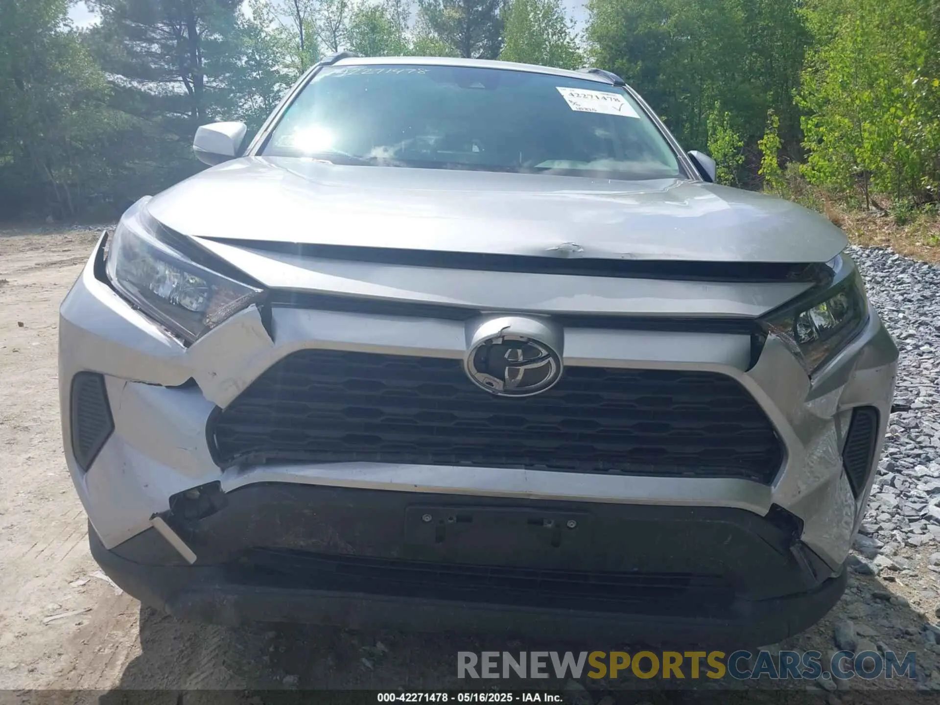 6 Photograph of a damaged car JTMG1RFV9KJ020859 TOYOTA RAV4 2019