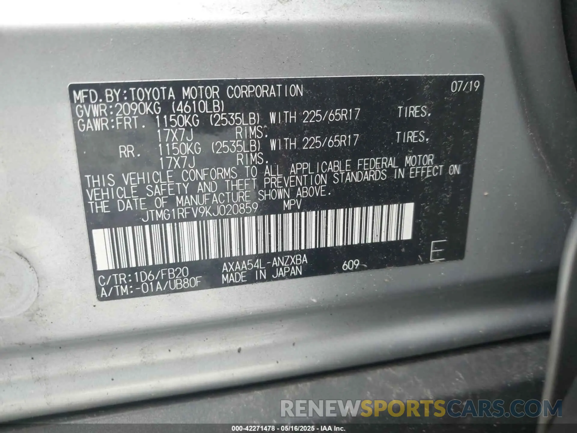 9 Photograph of a damaged car JTMG1RFV9KJ020859 TOYOTA RAV4 2019